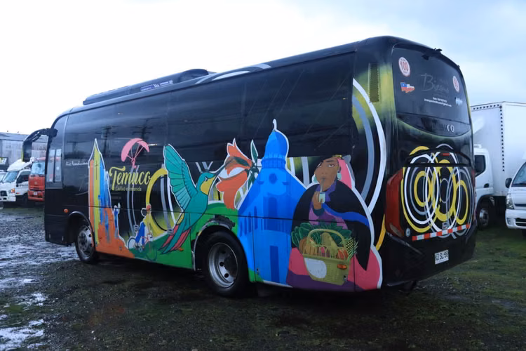 BUS TURISMO DAEWOO A-85 CUMMINS CAJA MT 2018 UNICO DUEÑO FULL EQUIPADO