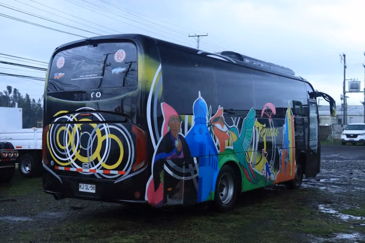 BUS TURISMO DAEWOO A-85 CUMMINS CAJA MT 2018 UNICO DUEÑO FULL EQUIPADO