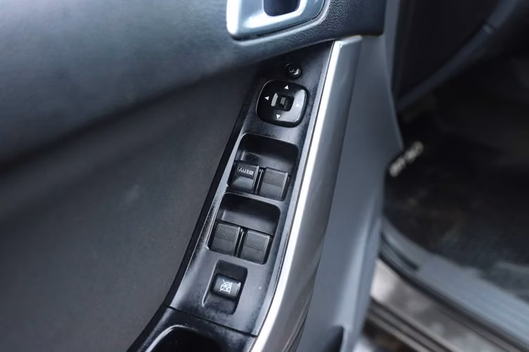 MAZDA BT50 AÑO 2020 CAJA AUTOMATICA 4X4 3.2CC FULL EQUIPO AC