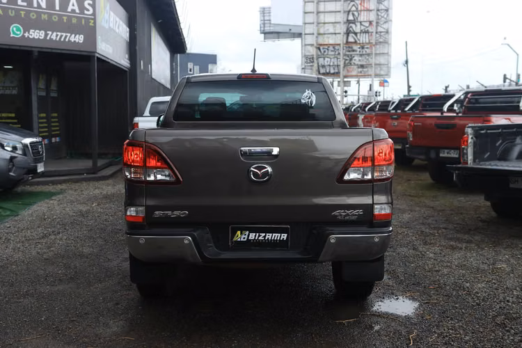 MAZDA BT50 AÑO 2020 CAJA AUTOMATICA 4X4 3.2CC FULL EQUIPO AC