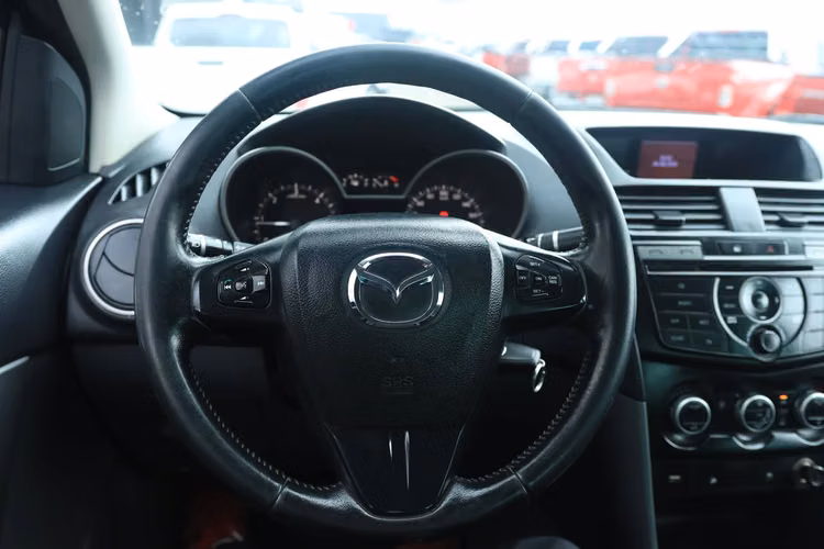 MAZDA BT50 AÑO 2020 CAJA AUTOMATICA 4X4 3.2CC FULL EQUIPO AC