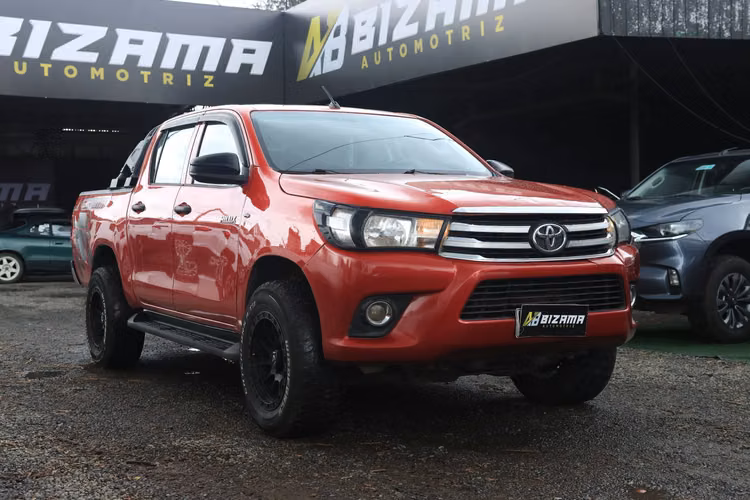 TOYOTA HILUX AÑO 2018 FULL EQUIPO DX 2.4L MT 6TA CON AC DCAB