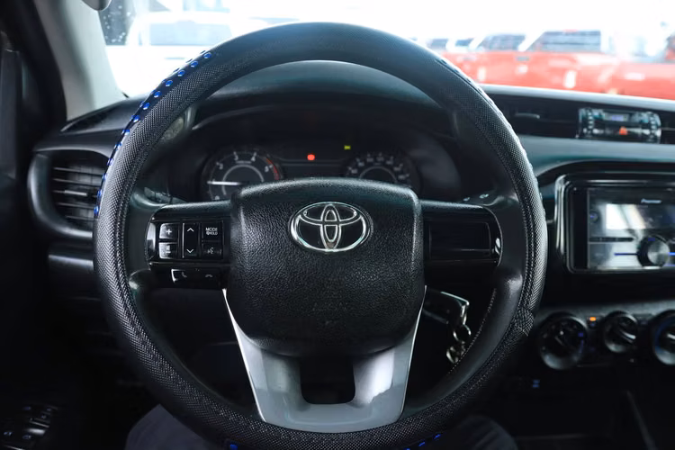 TOYOTA HILUX AÑO 2018 FULL EQUIPO DX 2.4L MT 6TA CON AC DCAB