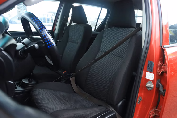 TOYOTA HILUX AÑO 2018 FULL EQUIPO DX 2.4L MT 6TA CON AC DCAB