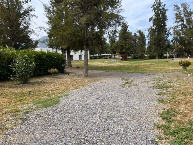 EN ARRIENDO PARCELA EN TALAGANTE - CONDOMINIO LAS PALMAS DE OLIVETO 3D 3B BODEGA