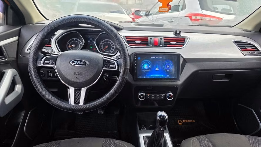 JAC S2 2018 - Imagen 5
