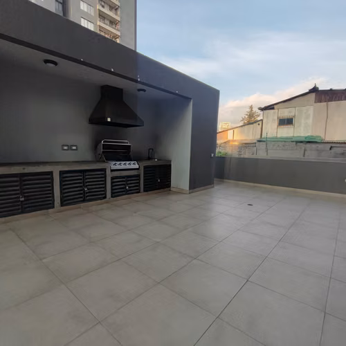 Av. Punta Arenas 690 (1 Est /1 Bod) [2518-4]