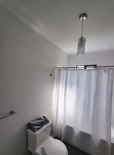 Venta de Hermosa Casa en Villa Instituto Inglés, Machalí