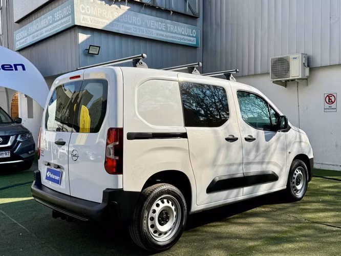 OPEL COMBO 1.5 - 2024 | 2495 - Imagen 6