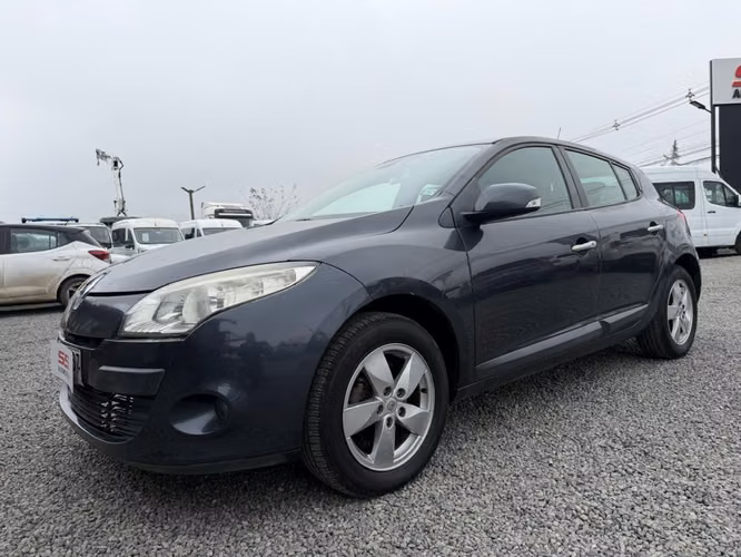 RENAULT MEGANE III 2.0 MT6 2012