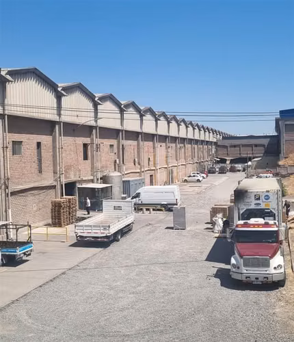 BODEGA San Joaquín, cercano a metro Carlos Valdovinos.