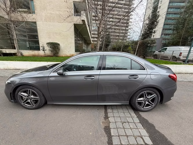 MERCEDES-BENZ A