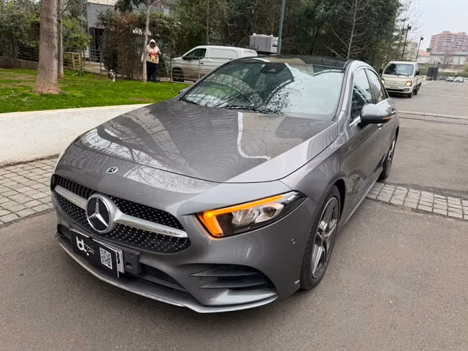 MERCEDES-BENZ A