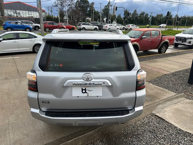 TOYOTA 4 RUNNER 4.0 AT 4X2 2022