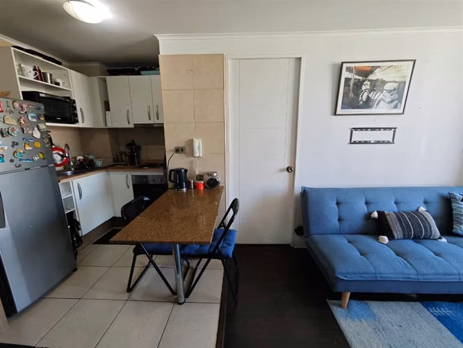 DEPARTAMENTO Agustinas esquina Manuel Rodríguez, equidistante Metro Santa Ana y Metro Moneda. EXCELENTE CONECTIVIDAD