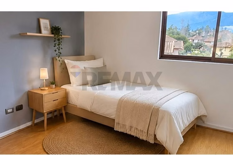 Oportunidad venta de casa 3 pisos 4d 3b huechuraba