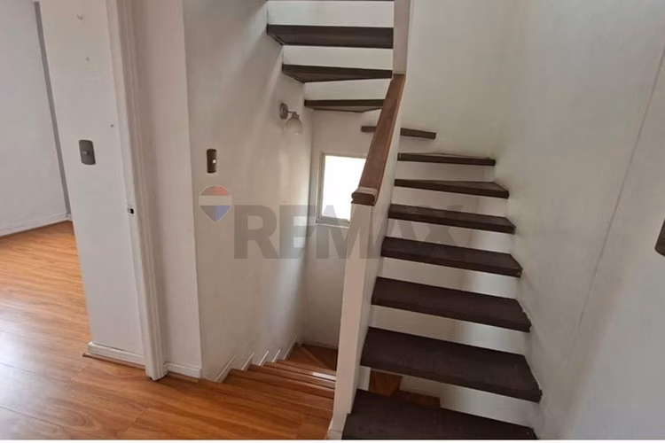 Oportunidad venta de casa 3 pisos 4d 3b huechuraba