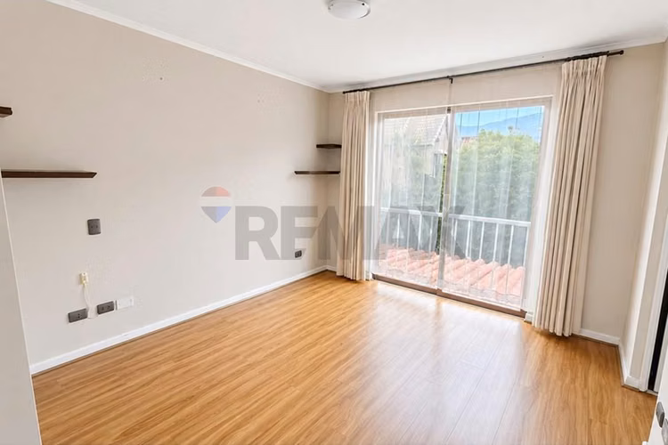 Oportunidad venta de casa 3 pisos 4d 3b huechuraba