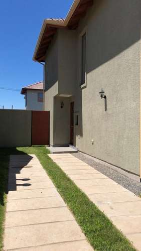 Arrendamos Casa en Hacienda La Esmeralda Talca - Imagen 2