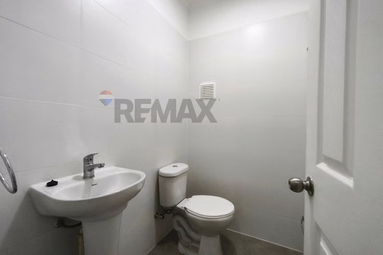 "arriendo local comercial en av. matta, 35m²"