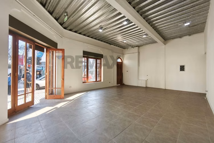 "renta local comercial en santiago histórico"