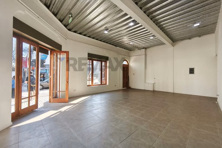 "renta local comercial en santiago histórico"