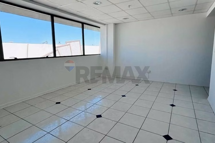 Oficina en arriendo