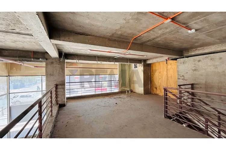 Oficina o local comercial en arriendo
