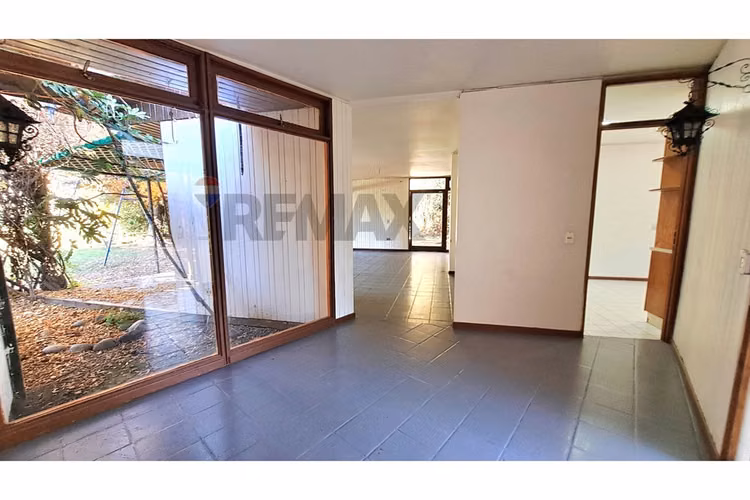 Acogedora casa con gran terreno - Imagen 11