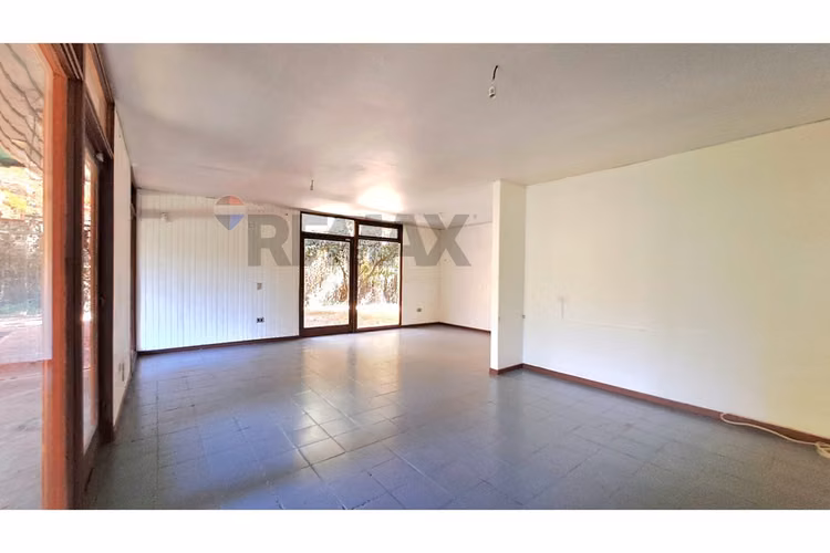Acogedora casa con gran terreno - Imagen 9
