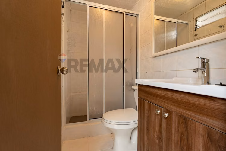 Renovada casa condominio cerrado en macul