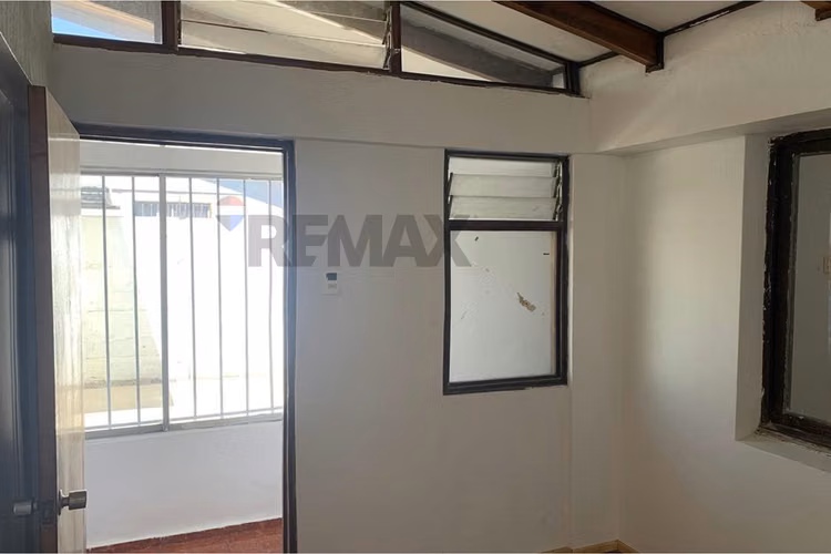 Arriendo en san ramón 3d. 1b a pasos de sta. rosa