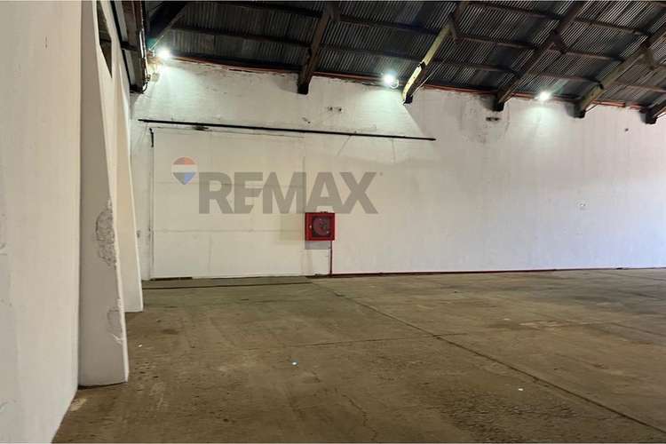 Se arrienda bodega 400 m2 talca