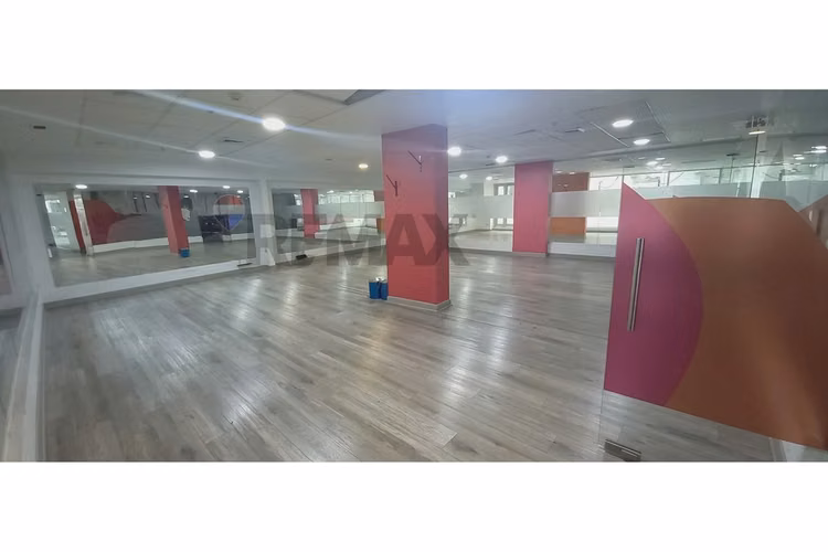 Local comercial en escuela militar - Imagen 7