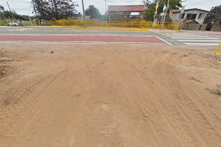 TERRENO EN VENTA A ORRILLA DE CAMINO - Imagen 2