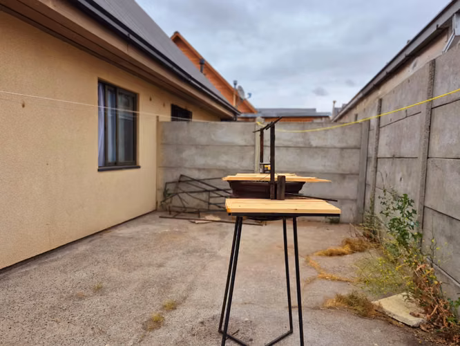 Oportunidad ,Casa esquina 3D/2B/2E ,Con Local Comercial ,Plena Avenida