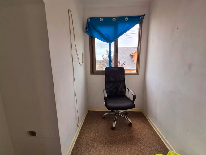 Oportunidad ,Casa esquina 3D/2B/2E ,Con Local Comercial ,Plena Avenida