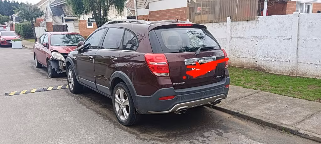 Chevrolet Captiva Diesel 2.0 Automática año 2014 Tope linea - Imagen 2