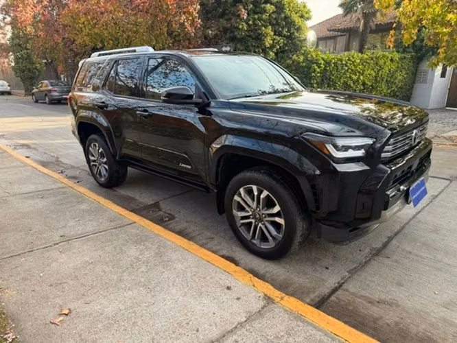 TOYOTA 4RUNNER LIMITED 2.4 T 4X4 - 2025 | 2804 - Imagen 4