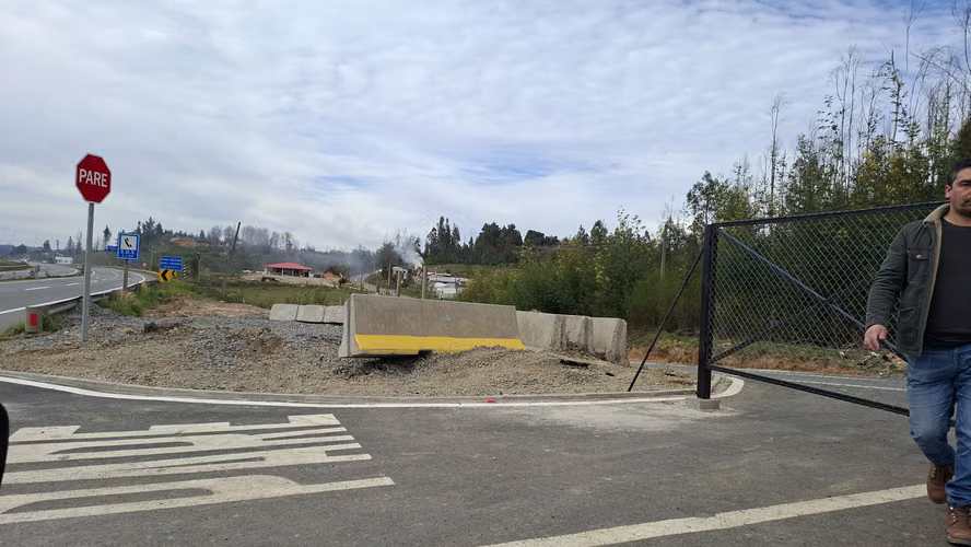 0,56 hectárea con inscripción y rol propio a 26 min de Concepción 50 millones. Con casa 108 m2