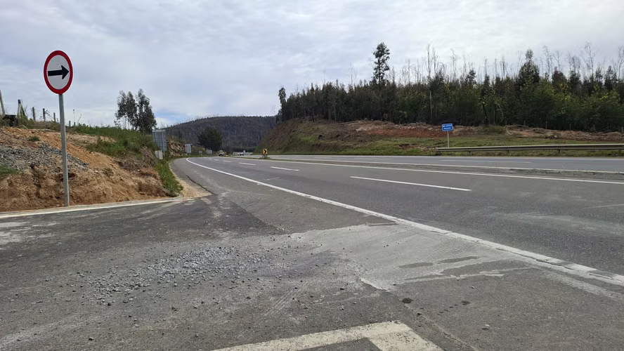 0,56 hectárea con inscripción y rol propio a 26 min de Concepción 50 millones. Con casa 108 m2