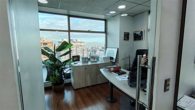 Oficina en arriendo en Las Condes
