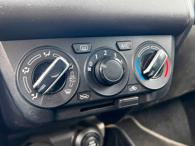 SUZUKI SWIFT 1.2 GLS - 2020 | 401 - Imagen 12
