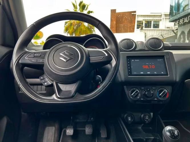 SUZUKI SWIFT 1.2 GLS - 2020 | 401 - Imagen 10