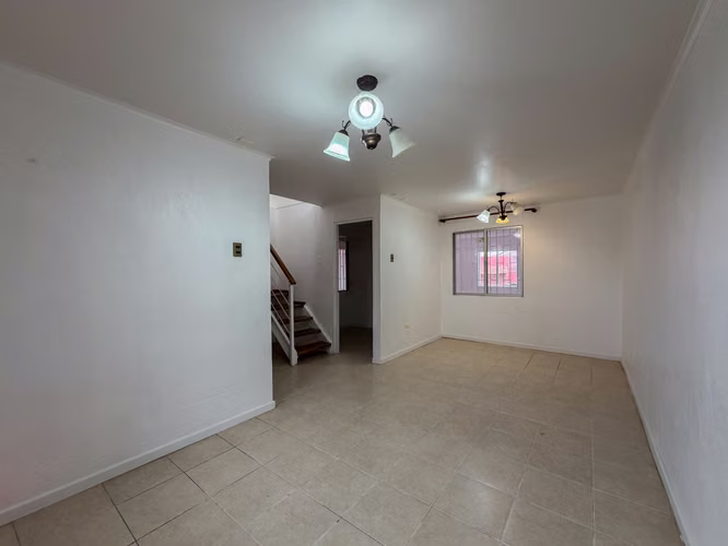 CASA EN VENTA EN ARCOS DE PINAMAR, LA SERENA.