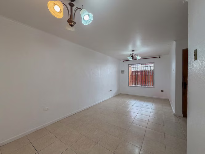 CASA EN VENTA EN ARCOS DE PINAMAR, LA SERENA.