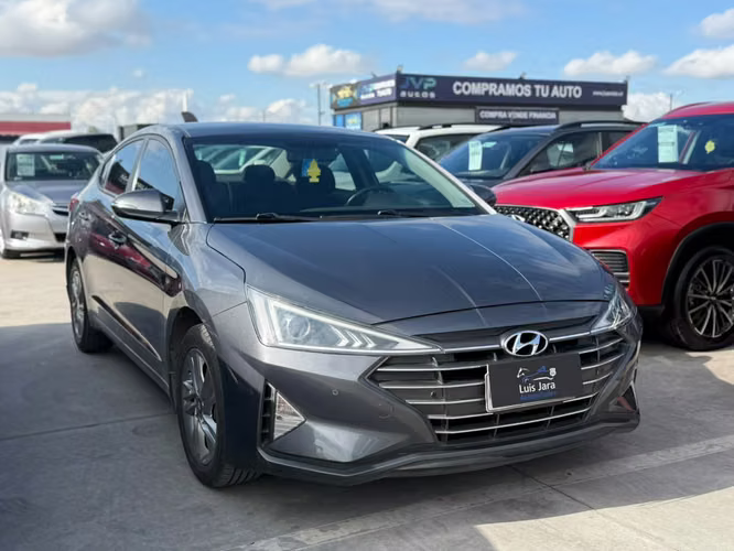 HYUNDAI ELANTRA AUTOMATICO