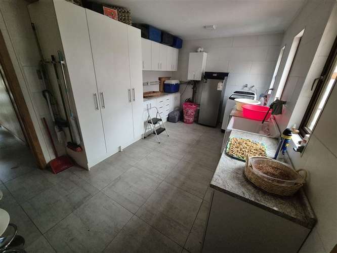 Casa en venta de 4 dorm. en Los Angeles - Imagen 37