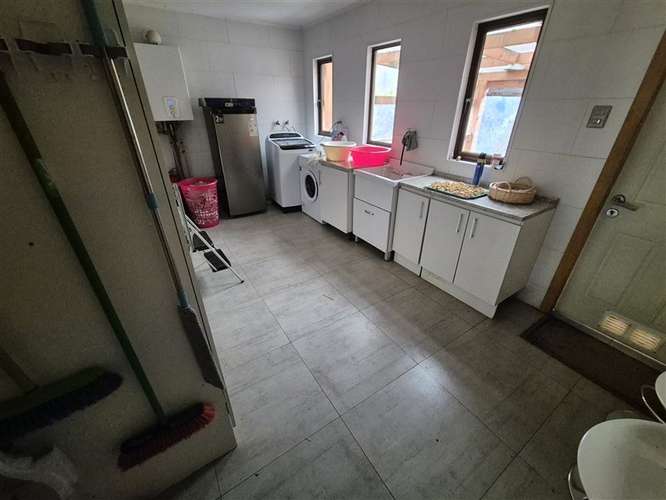 Casa en sitio tipo parcela en venta en Los Angeles - Imagen 39