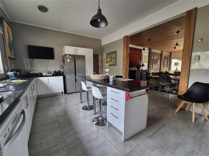 Casa en sitio tipo parcela en venta en Los Angeles